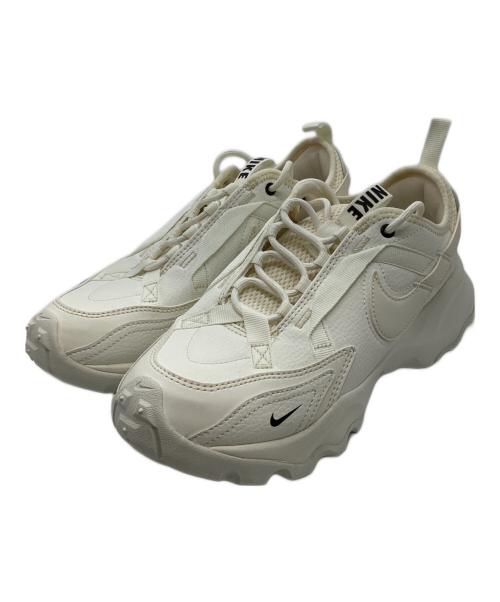 NIKE（ナイキ）NIKE (ナイキ) TC 7900 スニーカー アイボリー サイズ:24.5cmの古着・服飾アイテム