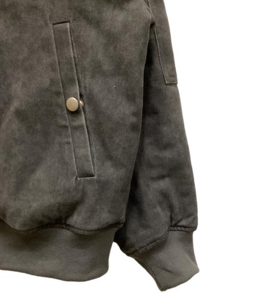 NO ID.（ノーアイディー）NO ID. (ノーアイディー) アンイーブンプリントBIG MA-1 グレー サイズ:FREEの古着・服飾アイテム
