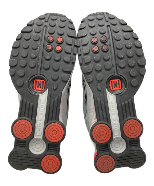 NIKE（ナイキ）NIKE (ナイキ) SHOX R4 METALLIC SILVER/METALLIC SILVER-BLACK シルバー サイズ:26cmの古着・服飾アイテム