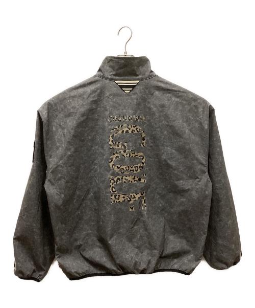 THURSDAY GOLFIN BUTCHERS（サーズデイゴルフィンブッチャーズ）THURSDAY GOLFIN BUTCHERS (サーズデイゴルフィンブッチャーズ) スタンドカラージャケット グレー サイズ:XLの古着・服飾アイテム