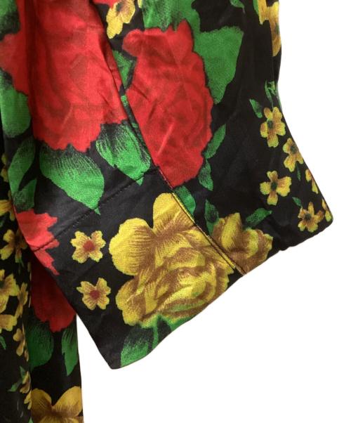 H&M（エイチアンドエム）H&M (エイチアンドエム) TOGA ARCHIVES (トーガアーカイブス) フラワープリントワンピース ブラック サイズ:XSの古着・服飾アイテム