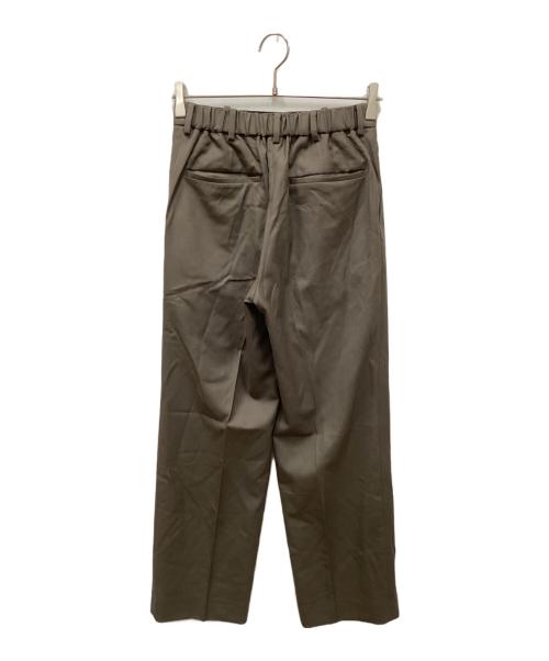 MARKAWARE（マーカウェア）MARKAWARE (マーカウェア) MA ONE TUCK TAPERED TROUSERS / ワンタックテーパードトラウザーズ カーキ サイズ:1の古着・服飾アイテム