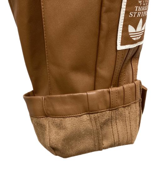 adidas（アディダス）adidas (アディダス) フェイクレザーアディブレイクパンツ ブラウン サイズ:Lの古着・服飾アイテム