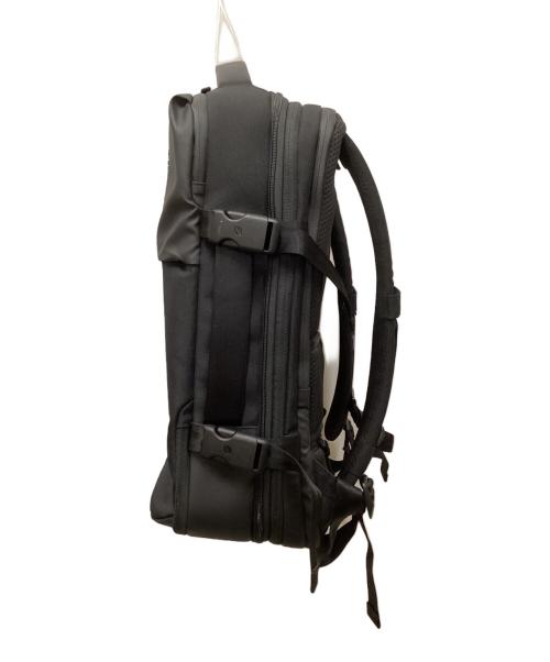 Incase（インケース）Incase (インケース) バックパック ブラックの古着・服飾アイテム