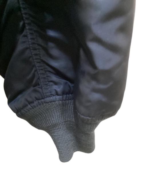 UNDERCOVER（アンダーカバー）UNDERCOVER (アンダーカバー) ALPHA (アルファ) 縮絨フードベストレイヤードカスタムMA-1コート ネイビー サイズ:4の古着・服飾アイテム