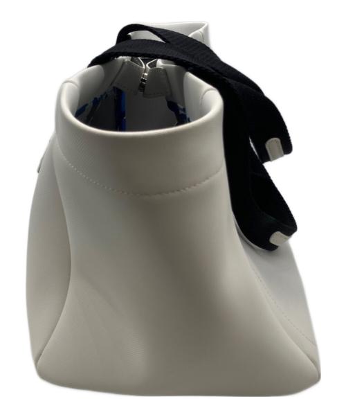 A.D.M.J.（エーディーエムジェイ）A.D.M.J. (エーディーエムジェイ) Accessoires De Mademoiselle（アクセソワドゥマドモワゼル） ホワイトの古着・服飾アイテム