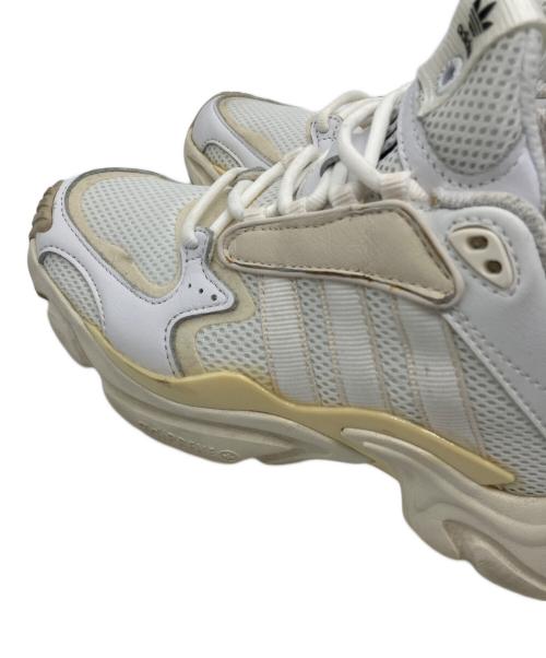 adidas（アディダス）adidas (アディダス) MAGMUR RUNNER NAKEDスニーカー(マグマ ランナーネイキッド) アイボリー サイズ:6 1/2の古着・服飾アイテム