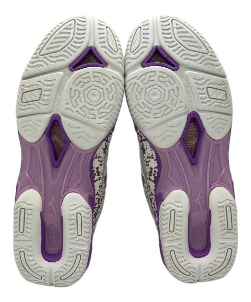 MIZUNO（ミズノ）MIZUNO (ミズノ) ウエーブダイバース スニーカー パープル×ホワイト サイズ:26.5cm 未使用品の古着・服飾アイテム