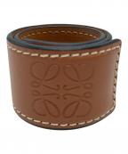 LOEWEロエベ）の古着「レザースラップブレスレット」｜ブラウン