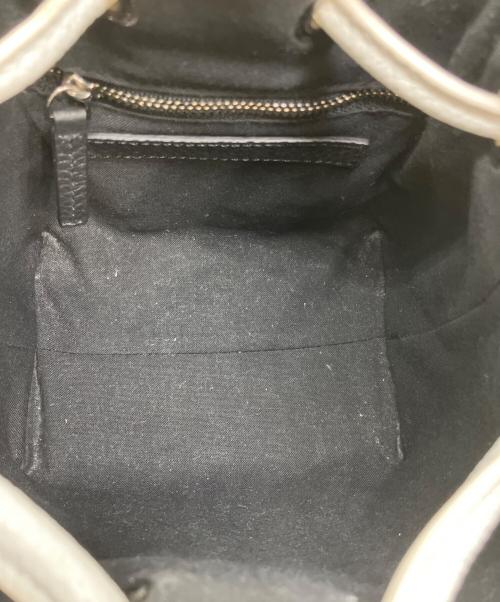 VASIC（ヴァジック）VASIC (ヴァジック) bond mini ホワイトの古着・服飾アイテム