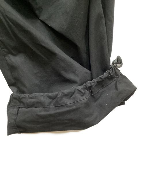 UNIVERSAL PRODUCTS.（ユニバーサルプロダクツ）UNIVERSAL PRODUCTS. (ユニバーサルプロダクツ) GARMENT DYE FIELD EASY PANTS / ガーメントダイフィールドイージーパンツ ブラック サイズ:2の古着・服飾アイテム