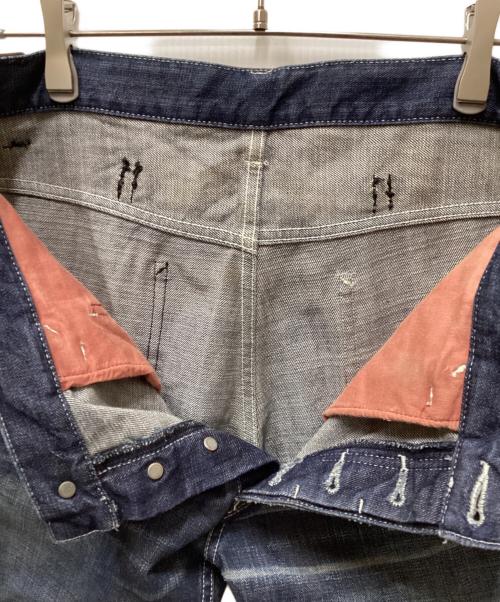 ISAMU KATAYAMA BACKLASH（イサムカタヤマ・バックラッシュ）ISAMU KATAYAMA BACKLASH (イサムカタヤマ・バックラッシュ) リザードレザーポケットフレアデニムパンツ インディゴ サイズ:Lの古着・服飾アイテム