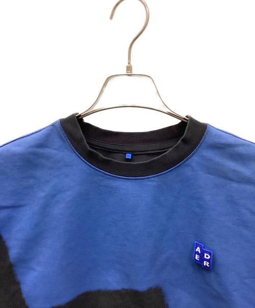 ADER error（アーダーエラー）ADER error (アーダーエラー) TRS Tag t-shirt 02 ブルー×ブラック サイズ:Lの古着・服飾アイテム