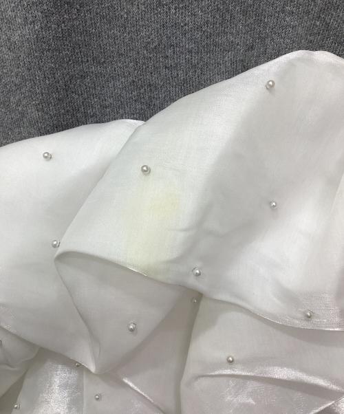 Bibiy.（ビビィ）Bibiy. (ビビィ) AMELIE PEPURAMU KNIT　(アメリ ペプラム ニット) グレー サイズ:FREEの古着・服飾アイテム