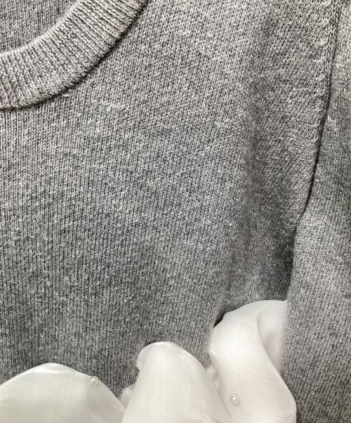 Bibiy.（ビビィ）Bibiy. (ビビィ) AMELIE PEPURAMU KNIT　(アメリ ペプラム ニット) グレー サイズ:FREEの古着・服飾アイテム