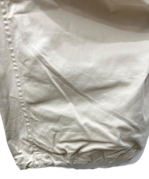 BEAMS（ビームス）BEAMS (ビームス) バルーンカーゴパンツ ベージュ サイズ:Mの古着・服飾アイテム