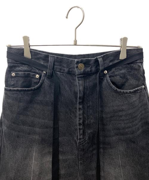 Whim Gazette（ウィムガゼット）Whim Gazette (ウィムガゼット) センタープレスブラックデニムパンツ ブラック サイズ:３６の古着・服飾アイテム