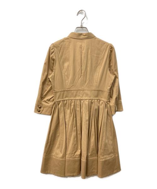 BURBERRY BLUE LABEL（バーバリー ブルー レーベル）BURBERRY BLUE LABEL (バーバリー ブルー レーベル) 金ボタンフリルワンピース ベージュ サイズ:36の古着・服飾アイテム
