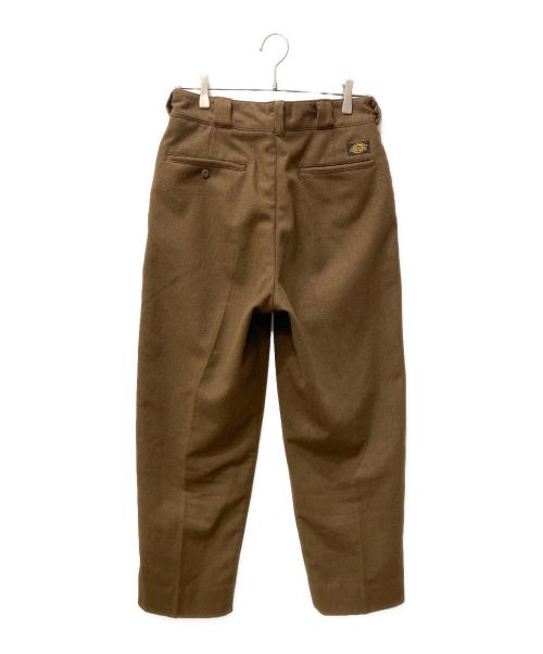 Dickies（ディッキーズ）Dickies (ディッキーズ) TRIPSTER BEAMS (ビームス) セットアップスーツ ブラウン サイズ:Sの古着・服飾アイテム
