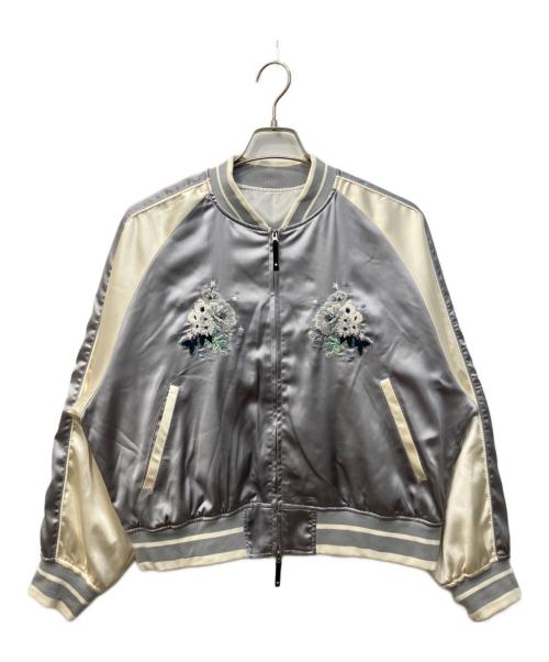 CONVERSE TOKYO（コンバーストウキョウ）CONVERSE TOKYO (コンバーストウキョウ) SATIN SHORT SOUVENIR JACKET/サテンショートスーベニアジャケット アイボリー×シルバー サイズ:記載なし(実寸参照)の古着・服飾アイテム