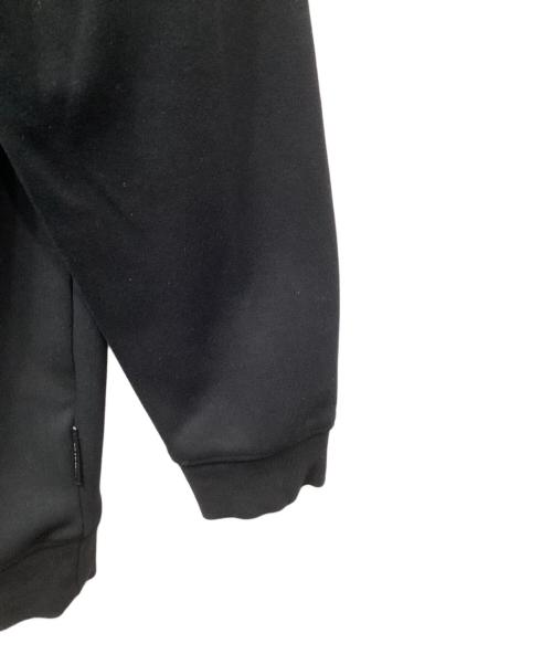 ARMANI EXCHANGE（アルマーニ エクスチェンジ）ARMANI EXCHANGE (アルマーニ エクスチェンジ) グラフィックスウェット ブラック サイズ:Mの古着・服飾アイテム