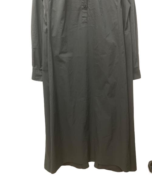 BLUE LABEL CRESTBRIDGE（ブルーレーベルクレストブリッジ）BLUE LABEL CRESTBRIDGE (ブルーレーベルクレストブリッジ) ベストコンビワンピース ブラック サイズ:38の古着・服飾アイテム
