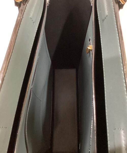 CHARLES & KEITH（チャールズアンドキース）CHARLES & KEITH (チャールズアンドキース) スクエアトートバッグの古着・服飾アイテム