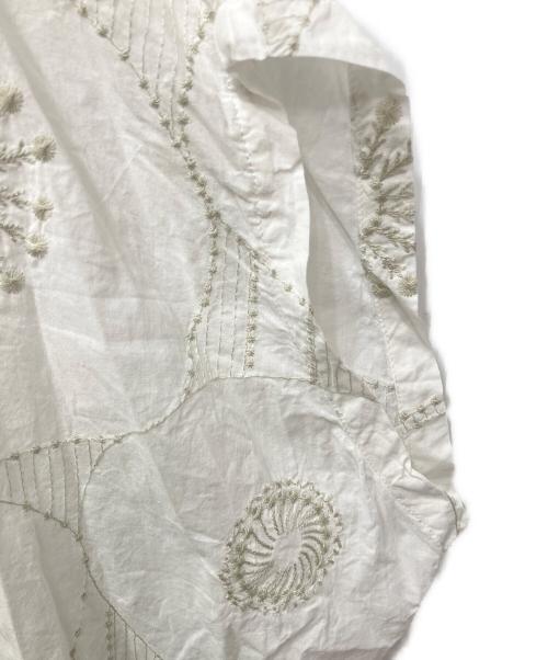 Marble SUD（マーブルシュッド）Marble SUD (マーブルシュッド) ワライ刺繍ブラウス ホワイト サイズ:採寸参照の古着・服飾アイテム
