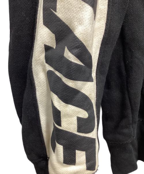PALACE（パレス）PALACE (パレス) LARGE UP HOOD　(ラージアップフード) ブラック サイズ:Ｓの古着・服飾アイテム