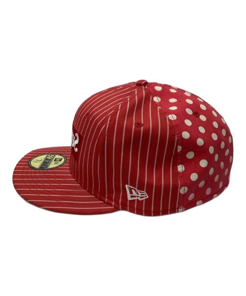 SUPREME（シュプリーム）Supreme (シュプリーム) COMME des GARCONS SHIRT (コムデギャルソンシャツ) New Era (ニューエラ) BOX LOGO cap（ボックスロゴキャップ） レッド サイズ:7 3/8の古着・服飾アイテム