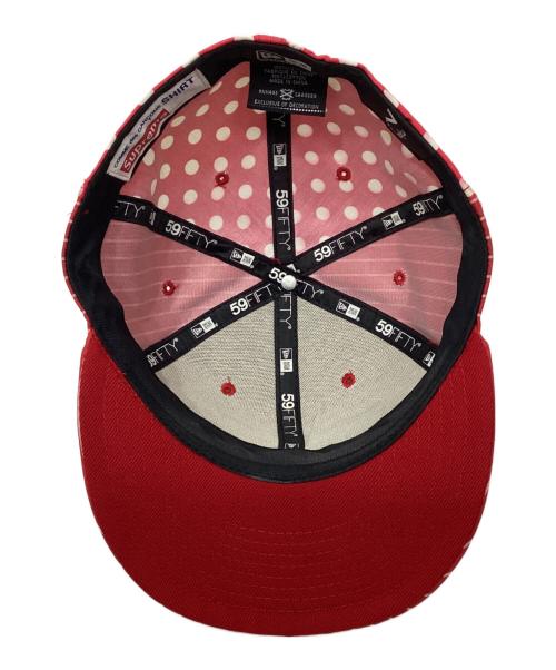 SUPREME（シュプリーム）Supreme (シュプリーム) COMME des GARCONS SHIRT (コムデギャルソンシャツ) New Era (ニューエラ) BOX LOGO cap（ボックスロゴキャップ） レッド サイズ:7 3/8の古着・服飾アイテム