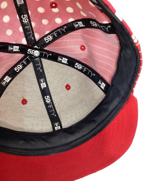 SUPREME（シュプリーム）Supreme (シュプリーム) COMME des GARCONS SHIRT (コムデギャルソンシャツ) New Era (ニューエラ) BOX LOGO cap（ボックスロゴキャップ） レッド サイズ:7 3/8の古着・服飾アイテム