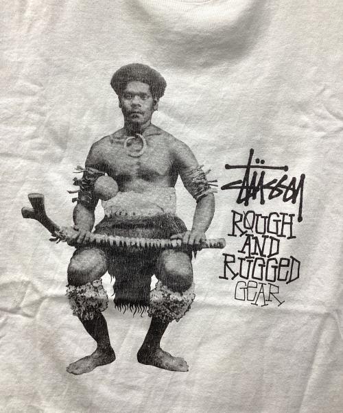 stussy（ステューシー）stussy (ステューシー) ROUGH AND RUGGED GEART TEE/ラフアンドラギッドグレートTシャツ ホワイト サイズ:Mの古着・服飾アイテム