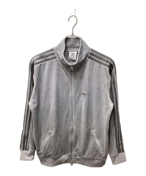 adidas（アディダス）adidas (アディダス) BECKENBAUER VELOUR TRACKTOP LIGHT ONYX　(ベッケンバウアー ベロア トラックトップ ライトオニキス) ライトグレー サイズ:XSの古着・服飾アイテム