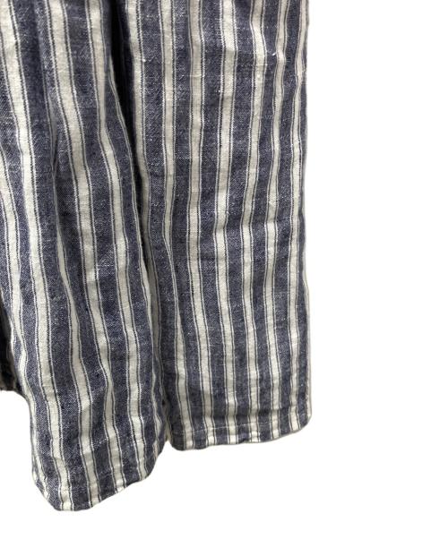 R&D.M.Co-OLDMAN'S TAILOR（オールドマンズテーラー）R&D.M.Co-OLDMAN'S TAILOR (オールドマンズテーラー) リネンストライプワンピース ホワイト×ブルー サイズ:表記無しの古着・服飾アイテム