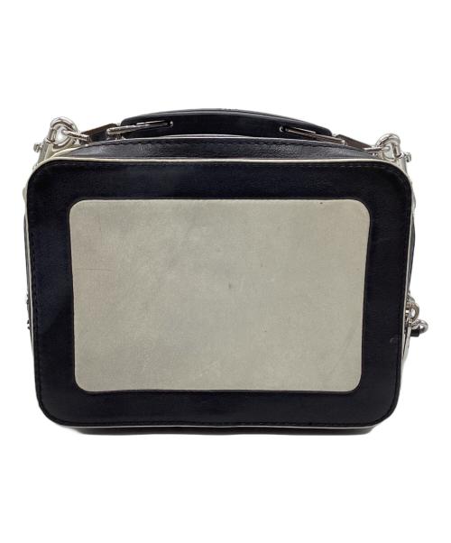 MARC JACOBS（マークジェイコブス）MARC JACOBS (マークジェイコブス) カメラショルダーバッグ ホワイト×ブラックの古着・服飾アイテム