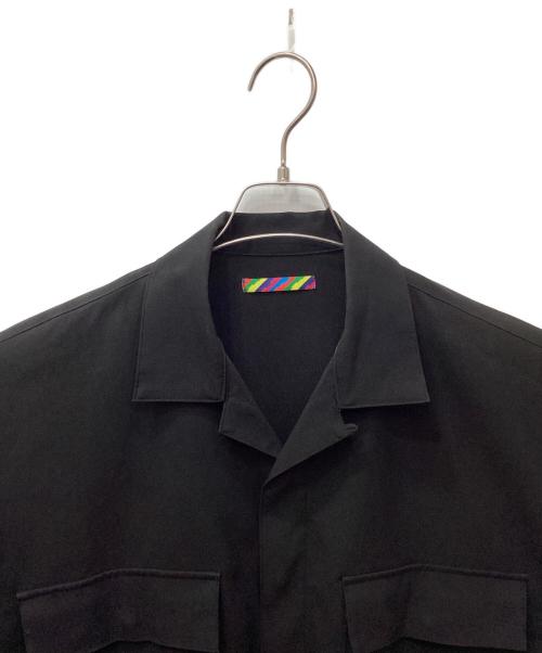 is-ness（イズネス）is-ness (イズネス) SLIT SHORT SLEEVE SHIRT（ショートスリーブシャツ） ブラック サイズ:48の古着・服飾アイテム