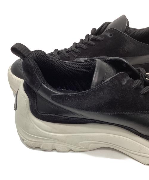 VALENTINO GARAVANI（ヴァレンティノ・ガラヴァーニ）VALENTINO GARAVANI (ヴァレンティノ・ガラヴァーニ) GRAPHIC PRINT CHUNKY SNEAKERS ブラック サイズ:41の古着・服飾アイテム