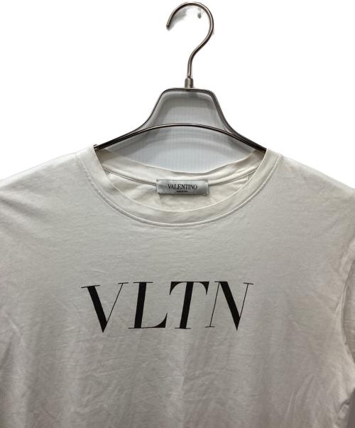 VALENTINO（ヴァレンティノ）VALENTINO (ヴァレンティノ) VLTNロゴTシャツ ホワイト サイズ:Sの古着・服飾アイテム