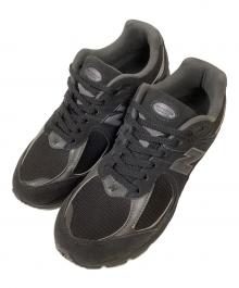 NEW BALANCE（ニューバランス）の古着「2002R "Triple Black"」｜ブラック