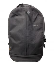 Incase（インケース）の古着「TRACKS BACKPACK 25L」｜ブラック