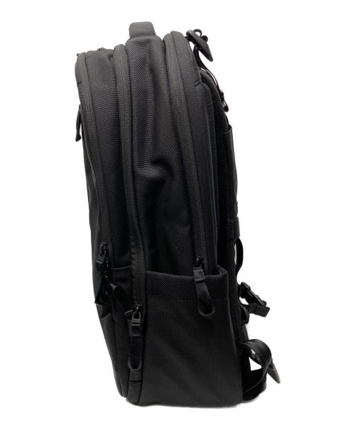 Incase（インケース）Incase (インケース) TRACKS BACKPACK 25L ブラックの古着・服飾アイテム
