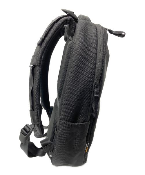 Incase（インケース）Incase (インケース) TRACKS BACKPACK 18L ブラックの古着・服飾アイテム