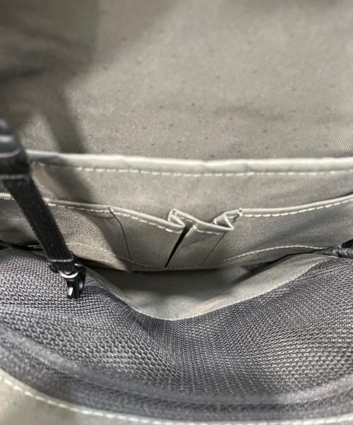 Incase（インケース）Incase (インケース) TRACKS BACKPACK 18L ブラックの古着・服飾アイテム