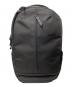Incase（インケース）の古着「TRACKS BACKPACK 18L」｜ブラック