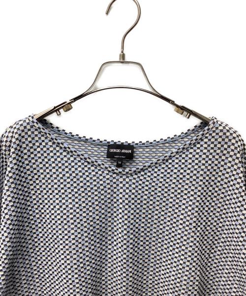 GIORGIO ARMANI（ジョルジョアルマーニ）GIORGIO ARMANI (ジョルジョアルマーニ) ボートネックエンボス7分袖カットソー ブルー サイズ:50の古着・服飾アイテム