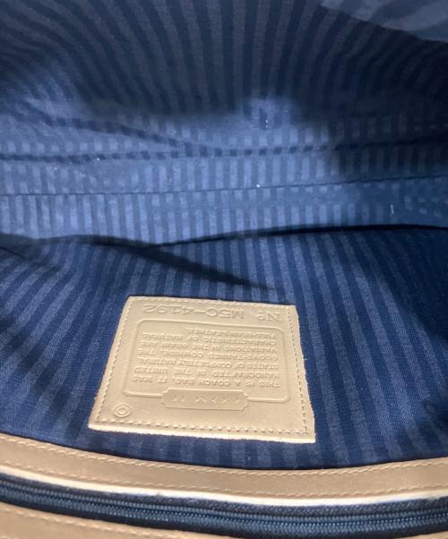 COACH（コーチ）COACH (コーチ) レザーワンショルダーバッグ クリームの古着・服飾アイテム