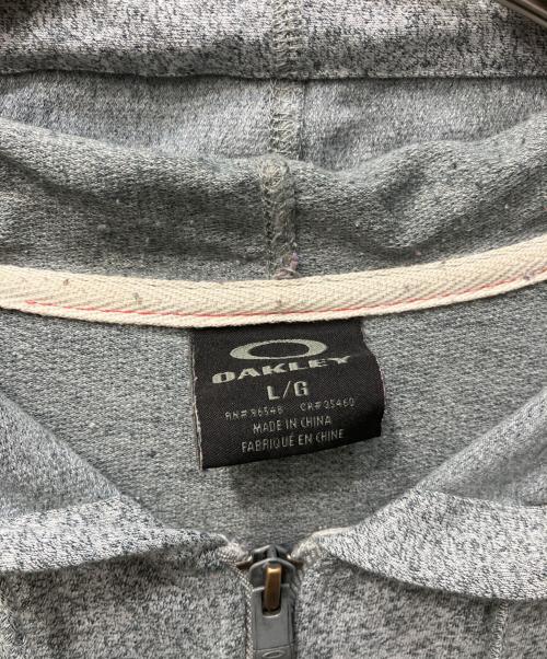 OAKLEY（オークリー）OAKLEY (オークリー) ジップパーカー グレー サイズ:Ｌの古着・服飾アイテム