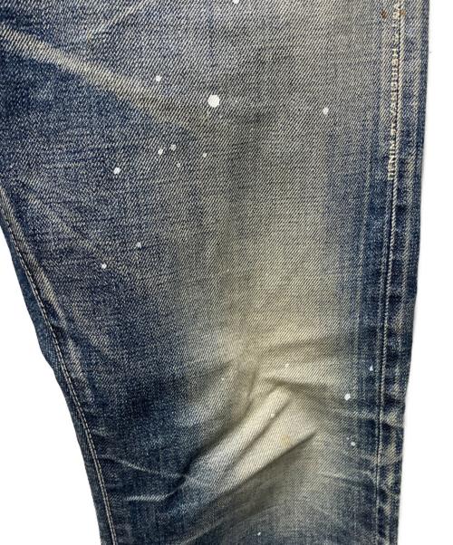 DENIM BY VANQUISH&FRAGMENT（デニムバイヴァンキッシュ&フラグメント）DENIM BY VANQUISH&FRAGMENT (デニムバイヴァンキッシュ&フラグメント) レギュラーフィットペイントデニムパンツ インディゴ サイズ:W32の古着・服飾アイテム