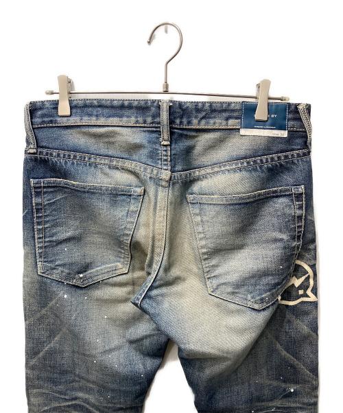 DENIM BY VANQUISH&FRAGMENT（デニムバイヴァンキッシュ&フラグメント）DENIM BY VANQUISH&FRAGMENT (デニムバイヴァンキッシュ&フラグメント) レギュラーフィットペイントデニムパンツ インディゴ サイズ:W32の古着・服飾アイテム